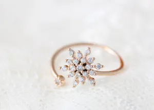 1pcs CZ Crystal Snowflake Adjustable Crystal Open Rings Elsa Cool Fashion Jewelry for Women Birdesmaid Wedding Christmas gift