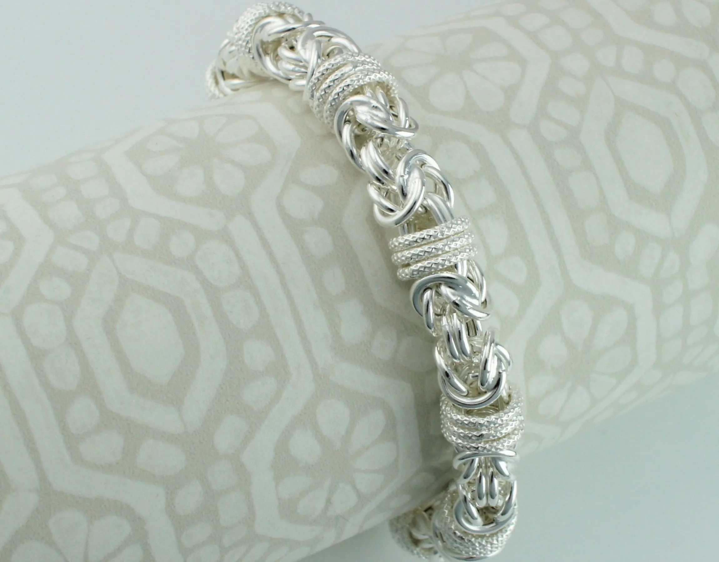 925 Sterling Silver Round Chunky Byzantine Bracelet