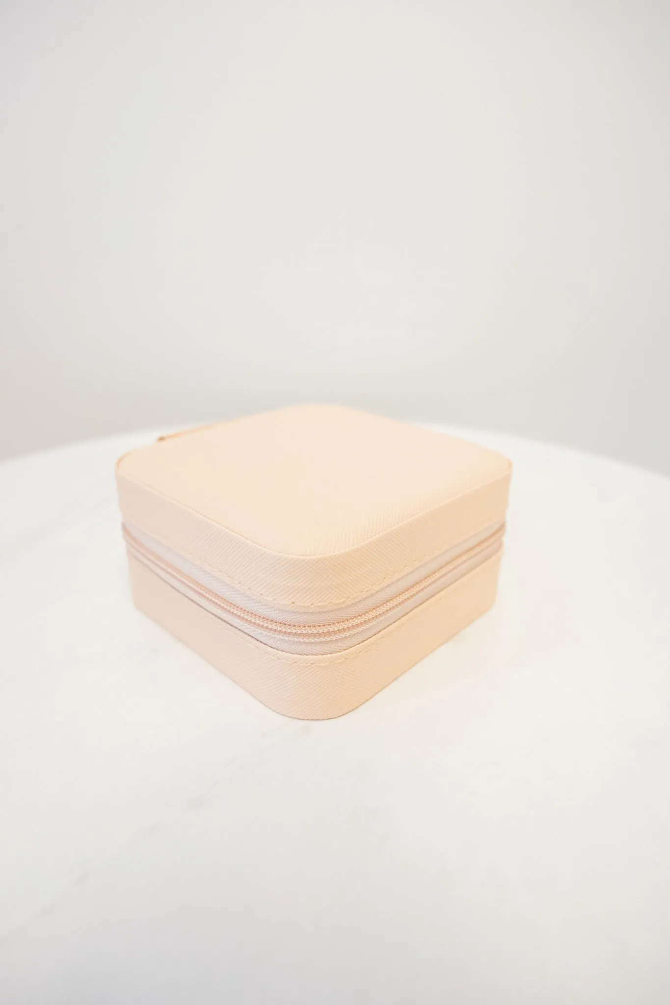 All Together Now Peach Travel Jewelry Case