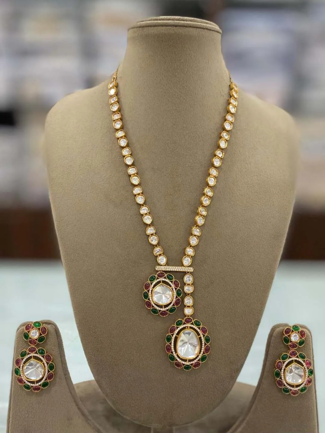 Asymmetric Stylish Polki Kundan Necklace