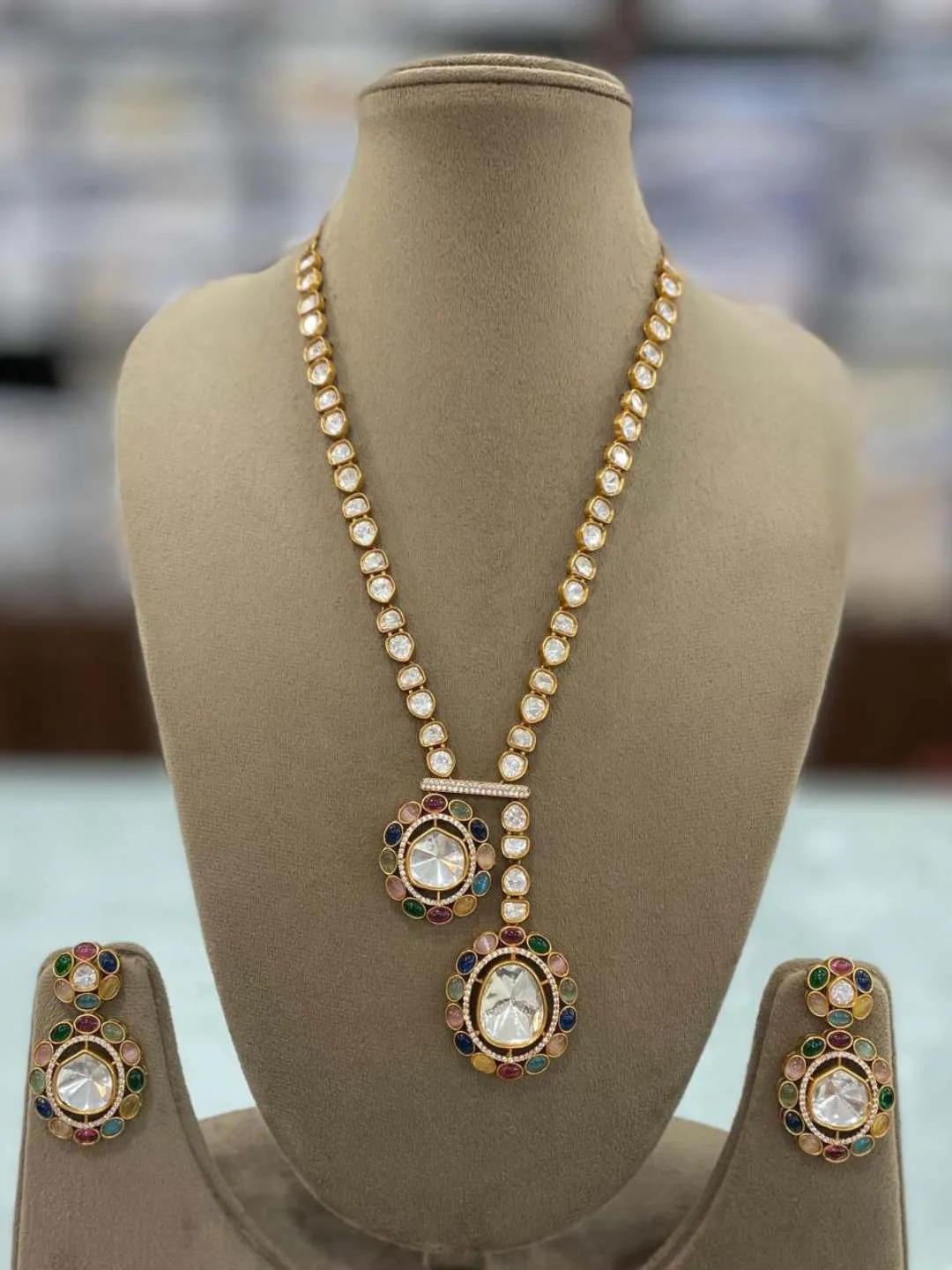 Asymmetric Stylish Polki Kundan Necklace