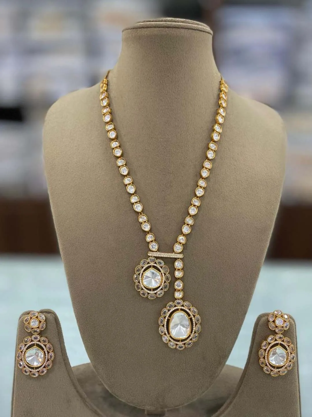 Asymmetric Stylish Polki Kundan Necklace