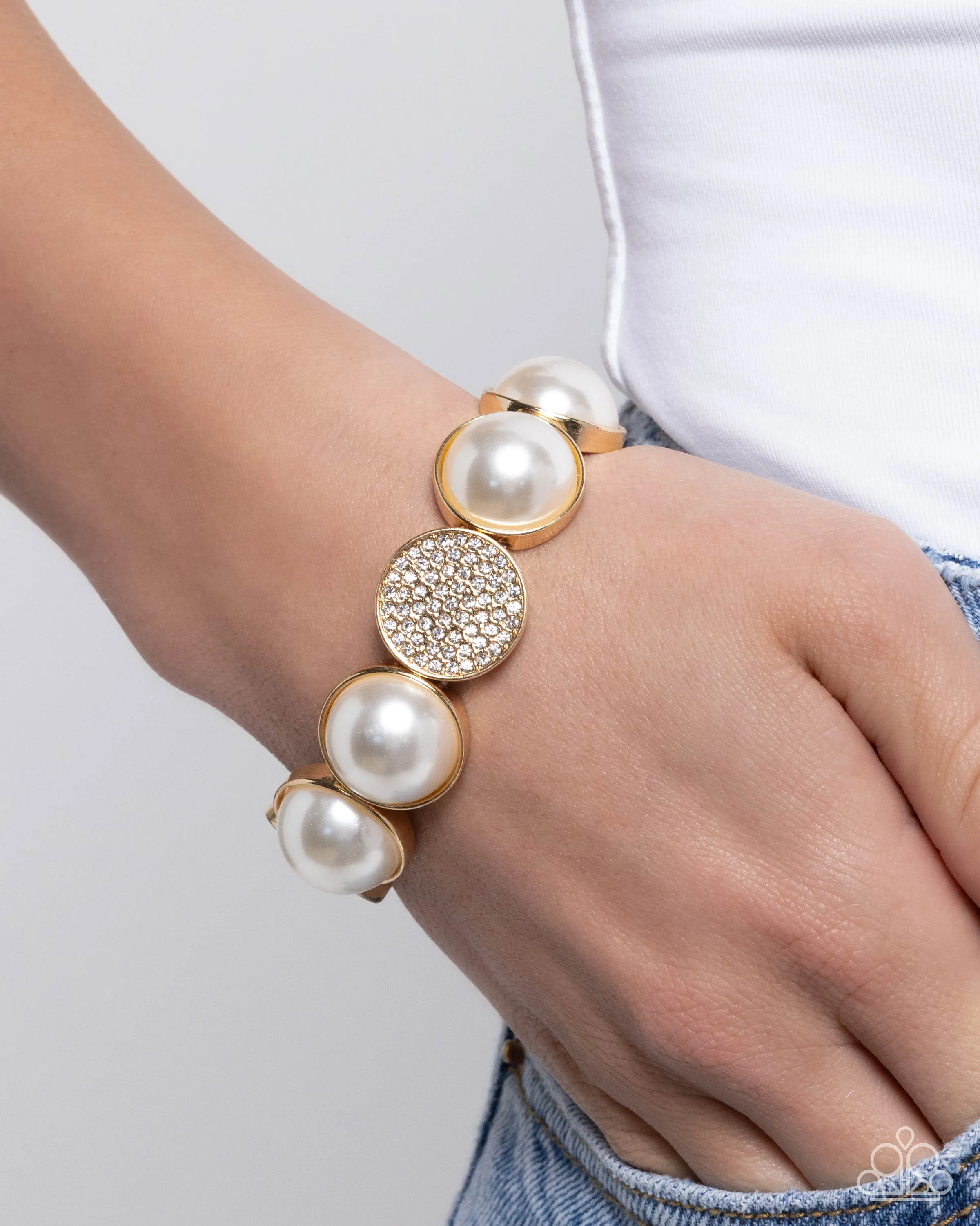 Bracelets Believable Bling - Gold Pearl