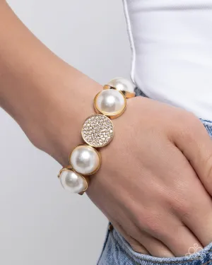 Bracelets Believable Bling - Gold Pearl