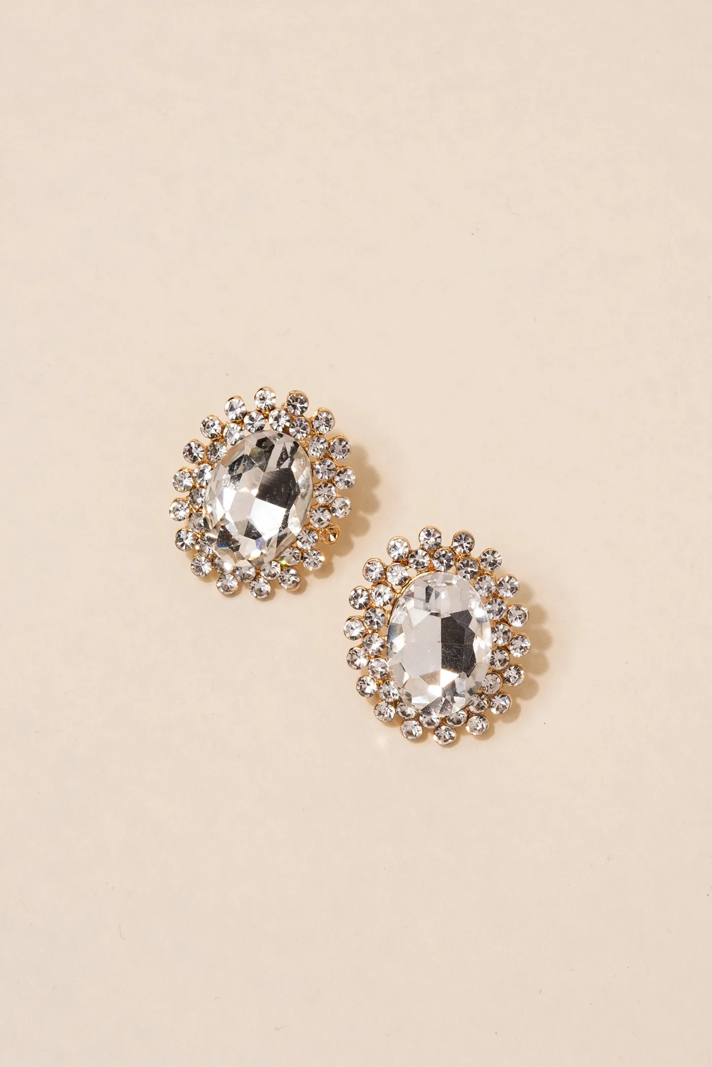 Daisy's Glass Stone Post Earrings