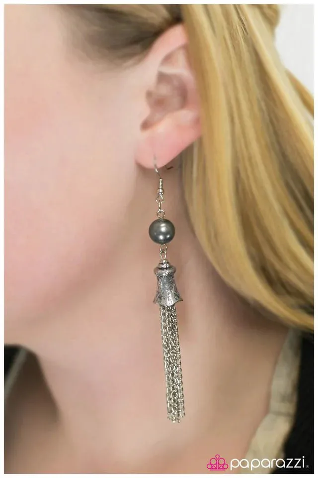 Paparazzi Earring ~ Catch Me, Im Falling - Silver