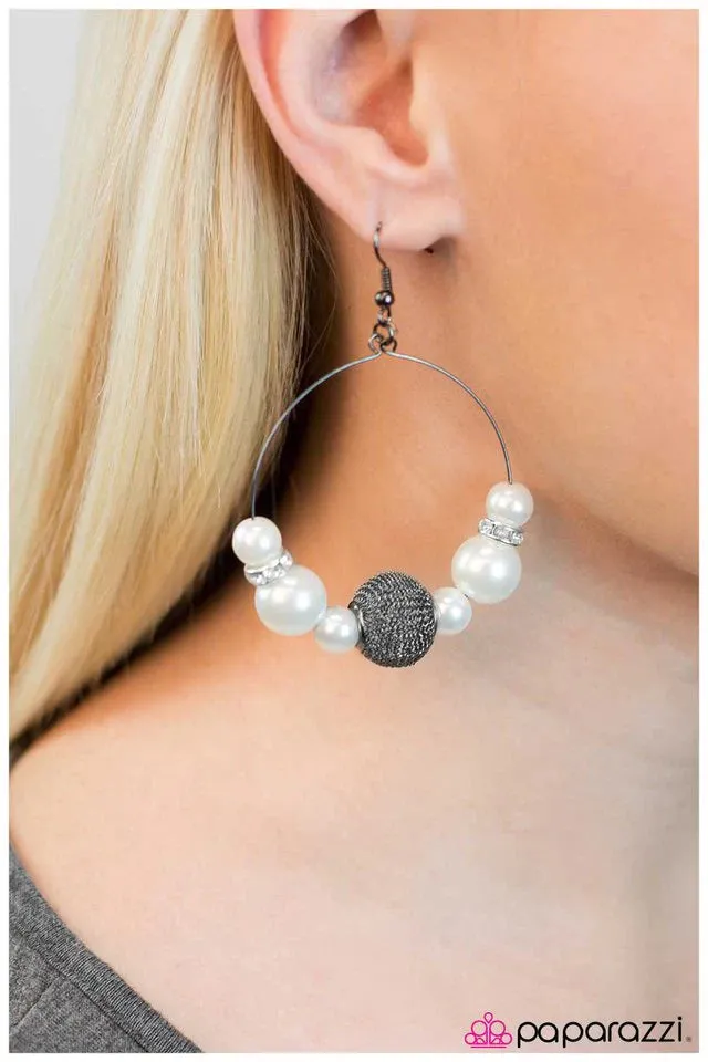 Paparazzi Earring ~ The World Is My Stage - White