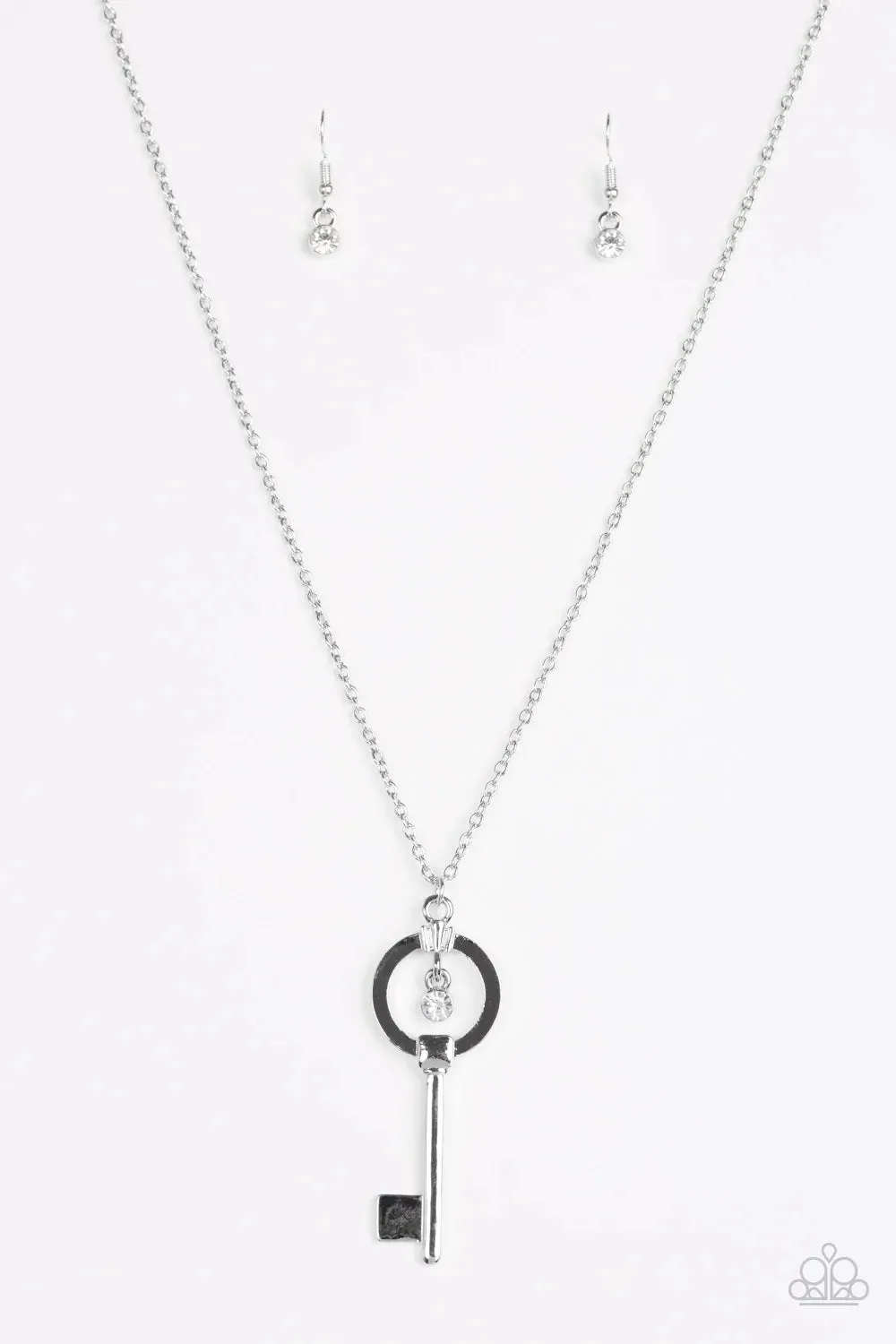 Paparazzi Necklace ~ Open New Doors - White