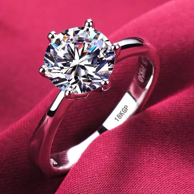 Romantic Jewelry Luxury Shiny Round Cut CZ Engagement Rings for Women