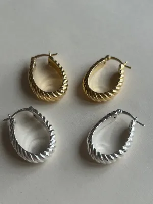 Second Aura Amber Hoops