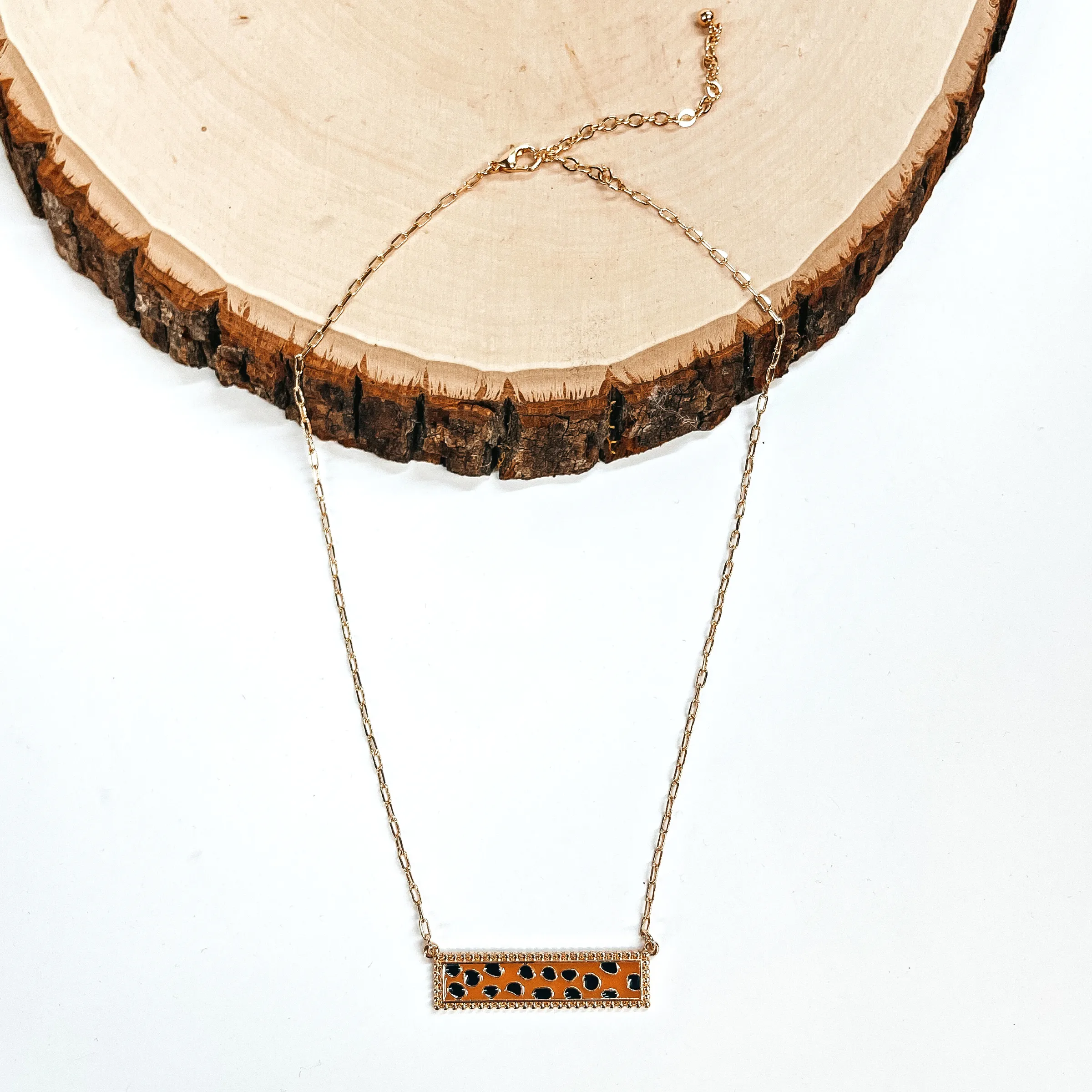 Sweet Match Gold Tone Necklace with Rectangle Bar in Black and Brown Dotted Print