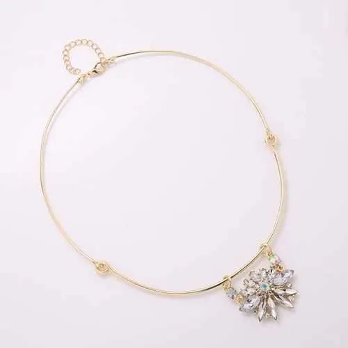 Trendy Balancing Style Dangle Crystal Flower Delicate Pandent Rhinestone Gold Necklace for Women